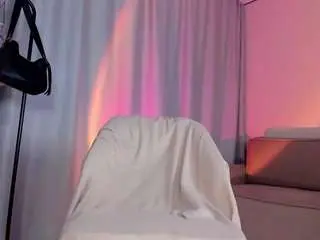 Lovely-poppy  live sex cam