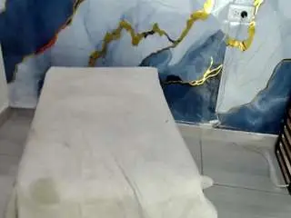 Yasmine-d  live sex cam