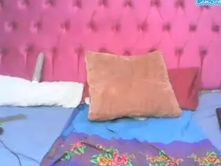Ebonytiyana  live sex cam