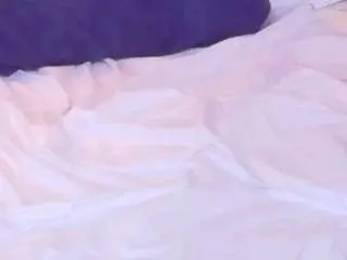 Hugeass-destroyer  live sex cam