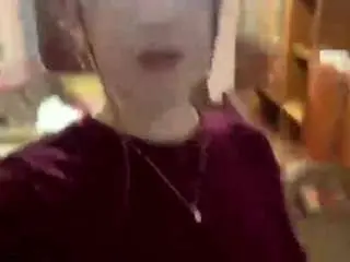 Nidiamolone  live sex cam