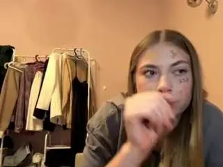 Stephanimaggio  live sex cam