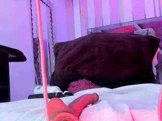 Bellyrouse  live sex cam