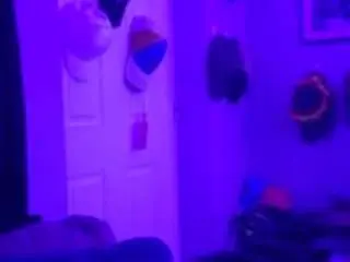 Chloecreamm  live sex cam