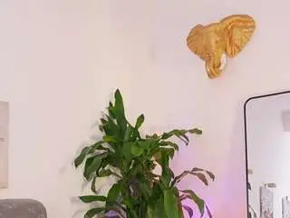 Katiecruz  live sex cam