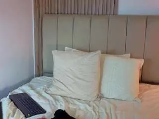 Salomecruxx  live sex cam