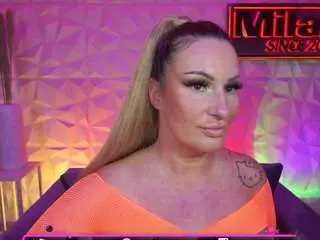 Tamaramilano  live sex cam