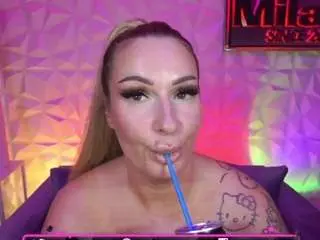 Tamaramilano  live sex cam
