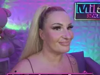 Tamaramilano  live sex cam