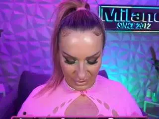 Tamaramilano  live sex cam