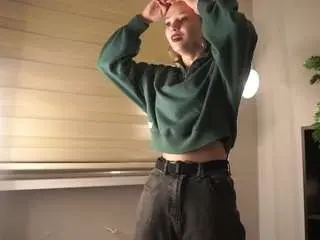 Lavernohanesian  live sex cam