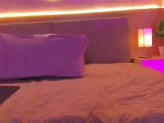 Melodyy-rose  live sex cam