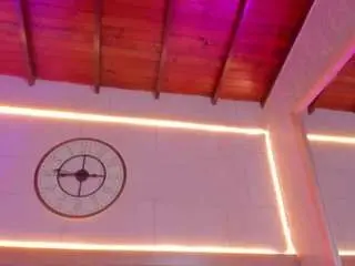 Melodyy-rose  live sex cam