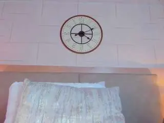 Melodyy-rose  live sex cam