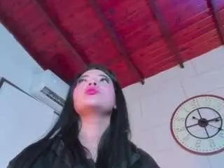 Melodyy-rose  live sex cam