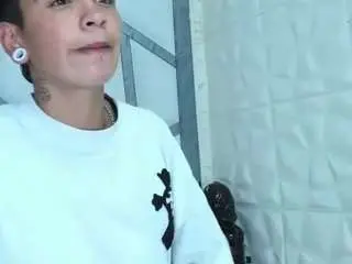 Naughtyboyrx  live sex cam
