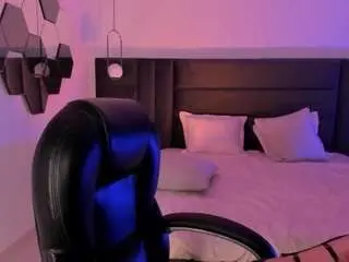 Violetthansson  live sex cam