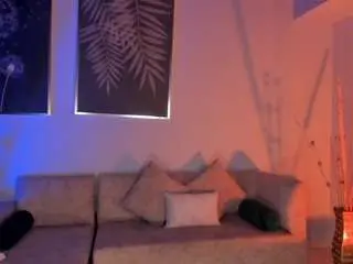 Violetthansson  live sex cam