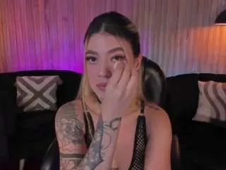 Violetthansson  live sex cam
