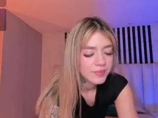 Violetthansson  live sex cam