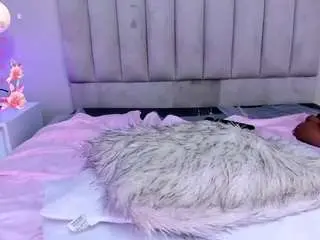 Leahrouss  live sex cam