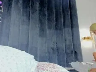 Leahrouss  live sex cam