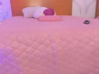 Leahrouss  live sex cam