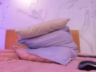 Leahrouss  live sex cam