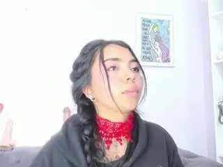 Miiss-sofiii  live sex cam