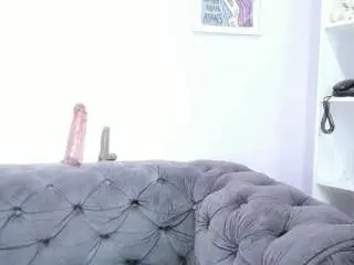 Miiss-sofiii  live sex cam