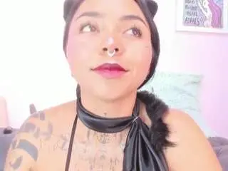 Miiss-sofiii  live sex cam