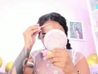 Miiss-sofiii  live sex cam