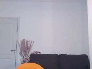 Rebeccaburns  live sex cam
