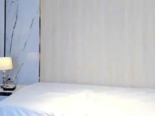 Candyrouse2  live sex cam