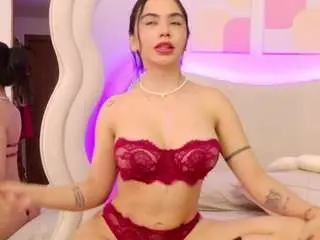 Innocentladyy  live sex cam