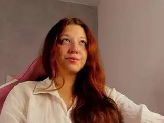 Lisaaxfox  live sex cam
