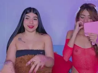 Littlejulieta  live sex cam