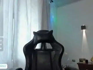 Zarahmack  live sex cam