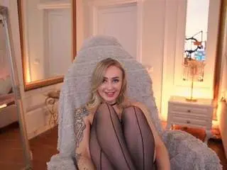 Candygraces  live sex cam