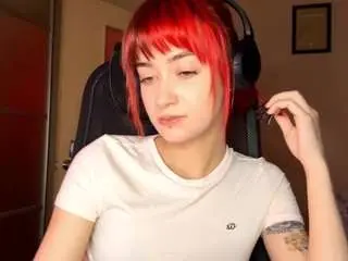 Christenawasiuta  live sex cam