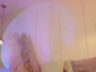 Crystal-watson  live sex cam