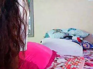 Hotnia69  live sex cam