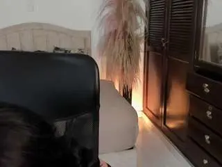 Scarlethsin  live sex cam