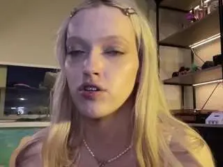 Toramagid  live sex cam