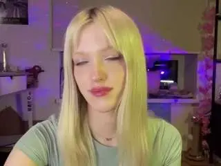 Toramagid  live sex cam