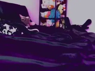 Velvetkaida  live sex cam