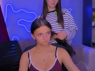 Caroline-honeyy1  live sex cam