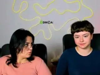 Kimi-kiss  live sex cam