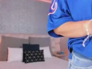 Ah-mara  live sex cam