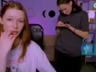 Alma-rune  live sex cam